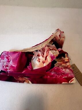 NWT Albion Wave Crop Top Peony Floral One Shoulder Ruffle L